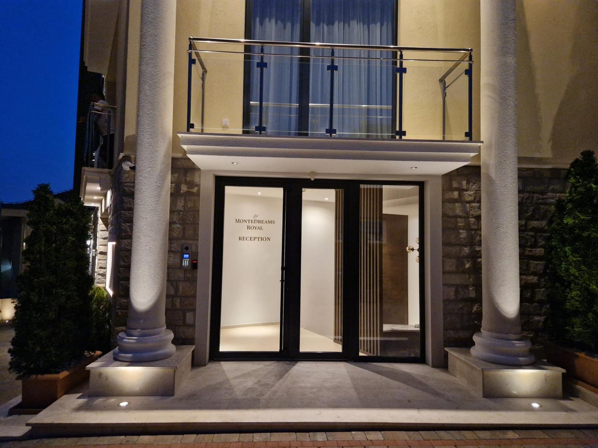 Modern Top Floor Sea View 3Br With Pools, Spa & Fitness Bečići Dış mekan fotoğraf