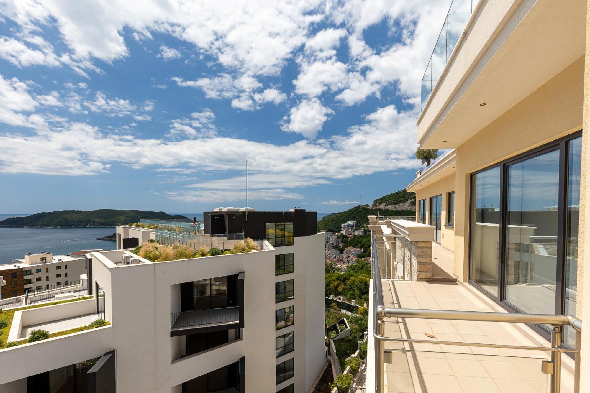 Modern Top Floor Sea View 3Br With Pools, Spa & Fitness Bečići Dış mekan fotoğraf