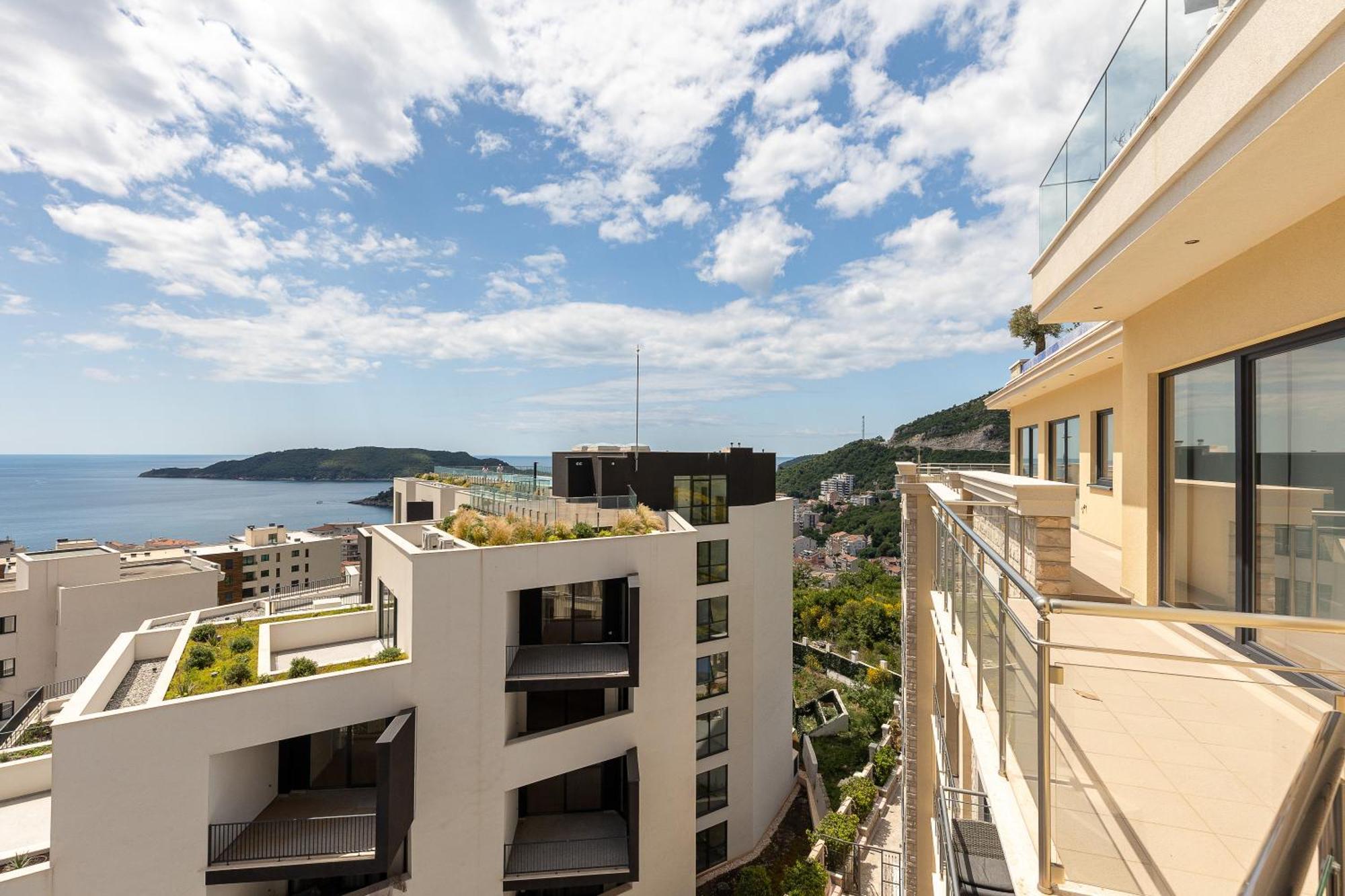 Modern Top Floor Sea View 3Br With Pools, Spa & Fitness Bečići Dış mekan fotoğraf